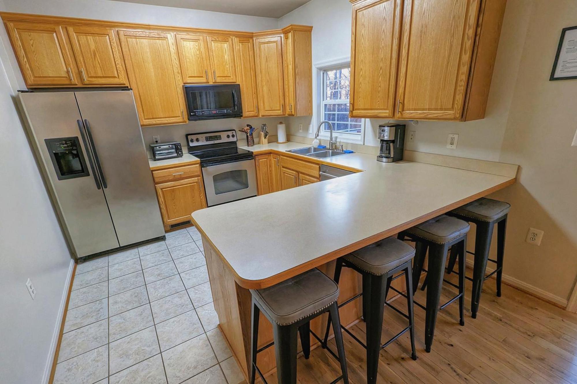 Mountain Getaway - 7 Beds, 2 King - Large Common Area Hébergement de vacances