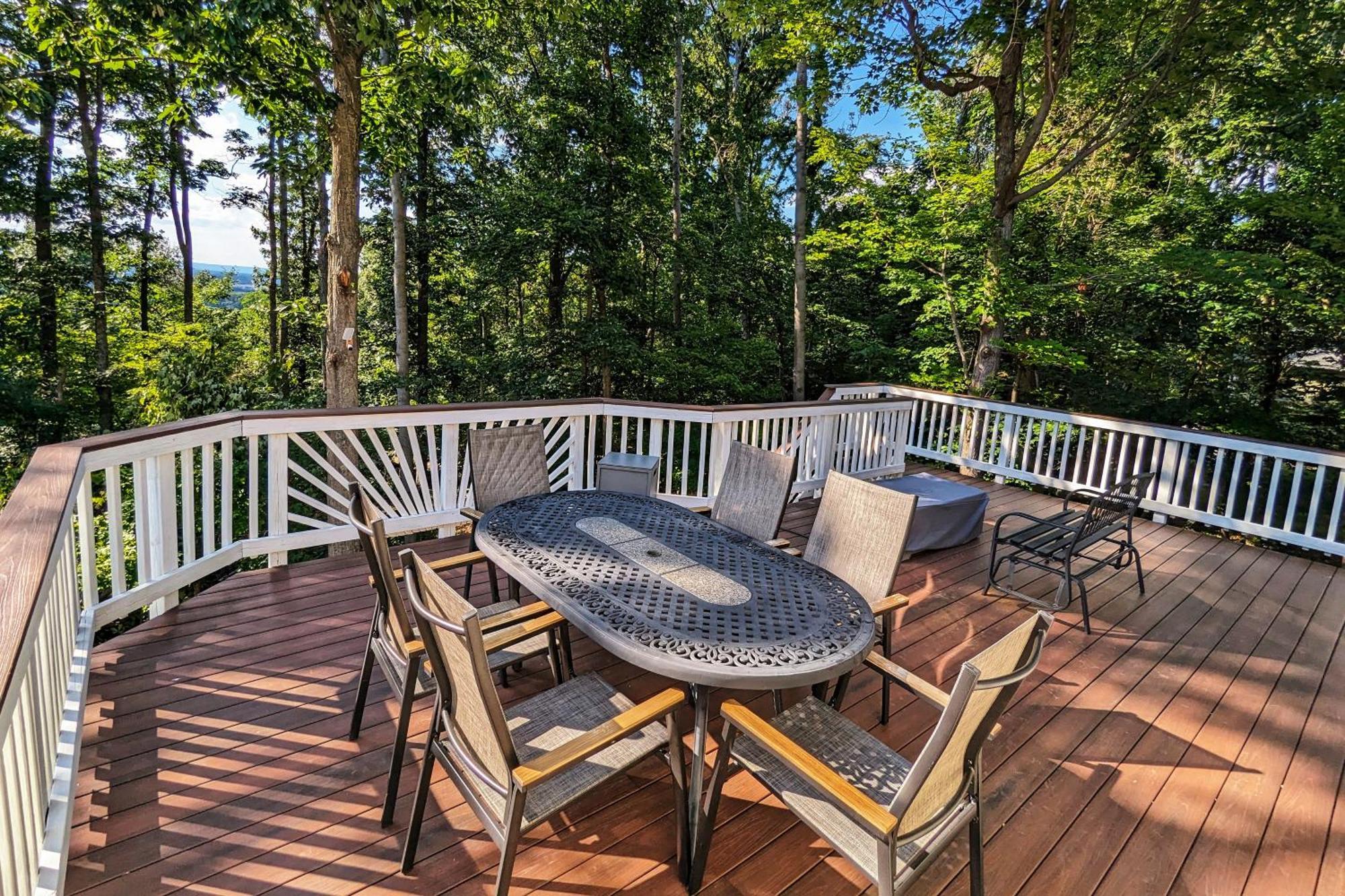 Hébergement de vacances Mountain Getaway - 7 Beds, 2 King - Large Common Area Harpers Ferry
